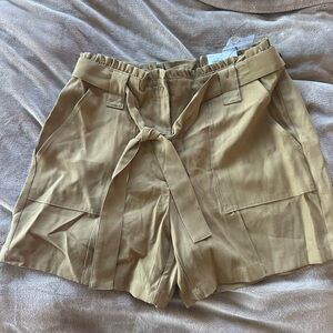 Nine West Tan Cargo Shorts Lightweight Comfort